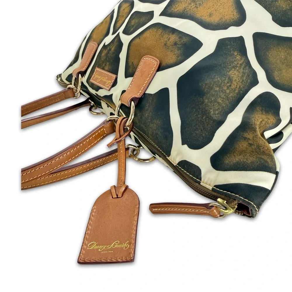 Vintage Dooney & Bourke Safari Giraffe Print Canvas Tote Bag - Picture 5 of 16